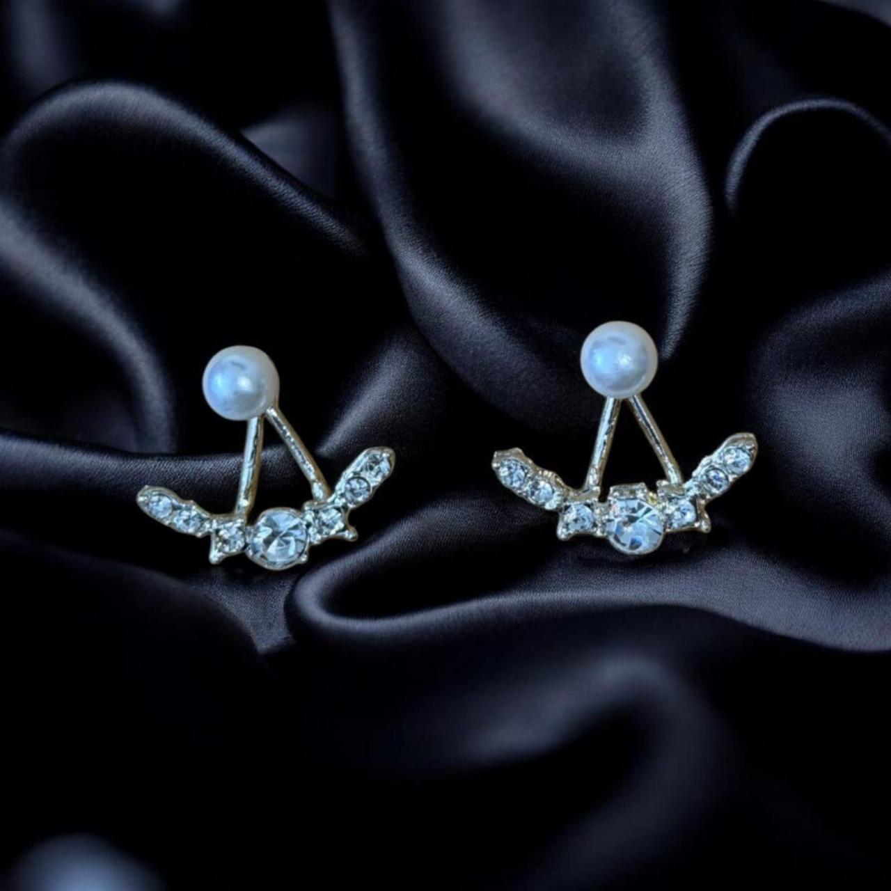 Pearl & Crystal Accent Studs
